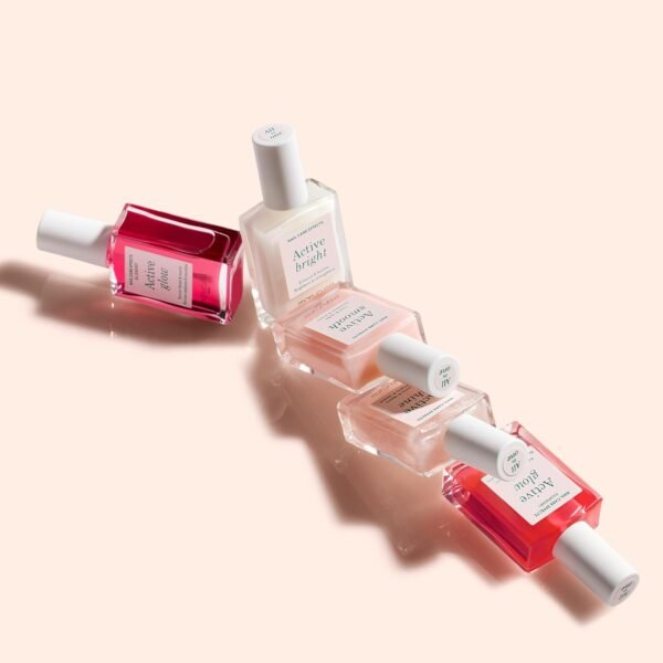 manucurist nail polish set with 5 nail polishes rainbow active